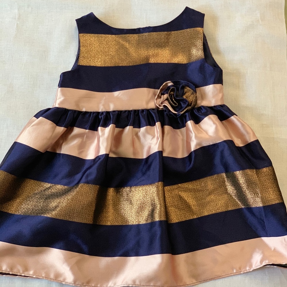 BEAUTIFUL DRESS! Size 24months!❤️